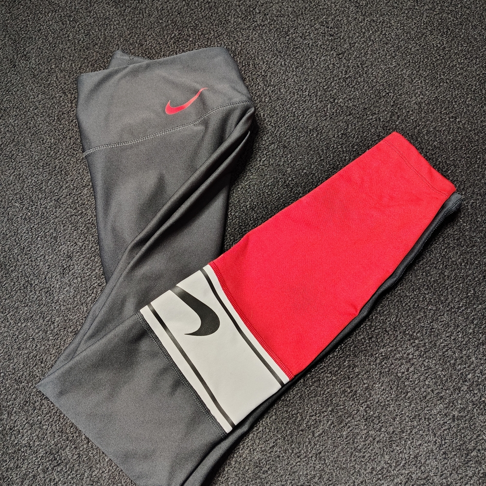 Nike Dri-Fit Women’s Black Red Striped Athletic Activewear Gym Leggings Small
